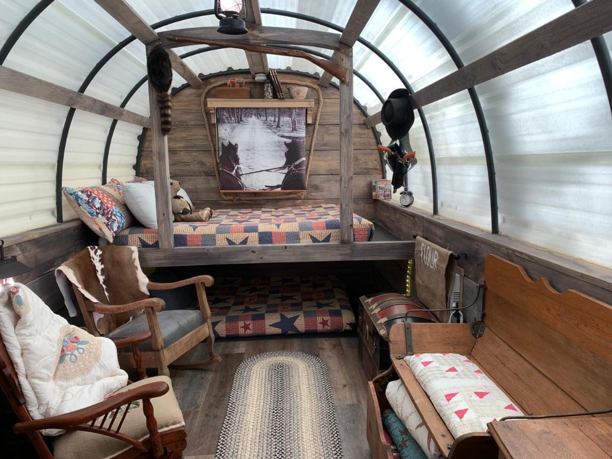 Bed and Breakfast Fox Pass Cabins Хот-Спрингс Экстерьер фото