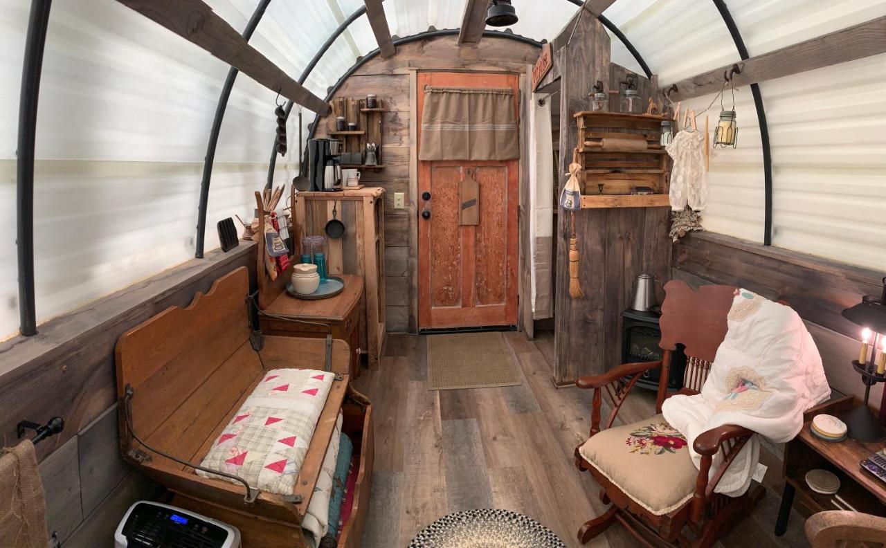 Bed and Breakfast Fox Pass Cabins Хот-Спрингс Экстерьер фото